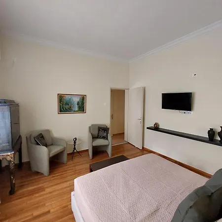 Bmv Aparthotel